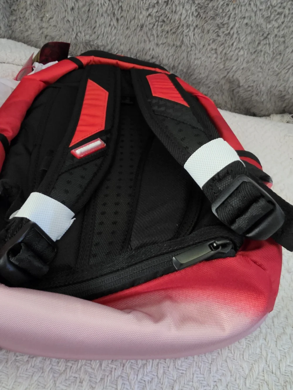 ANGRY BIRDS SHARK MINI DLX BACKPACK